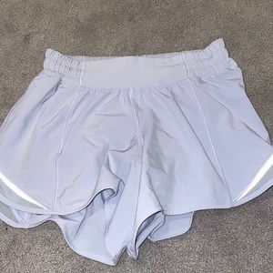 Size 4 Hotty Hot Lululemon Shorts- Low Rise 4”